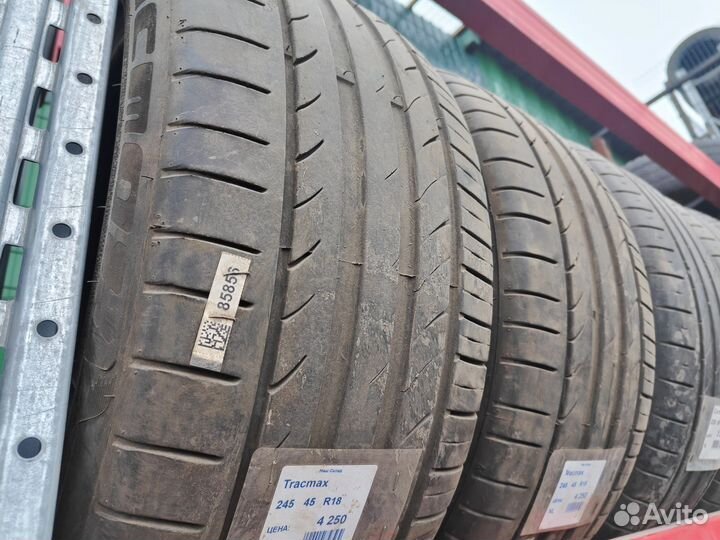 Tracmax X-Privilo TX1 245/45 R18