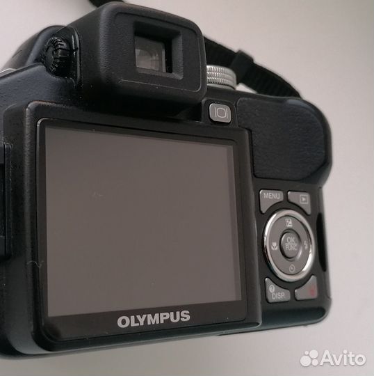 Olympus SP-550UZ