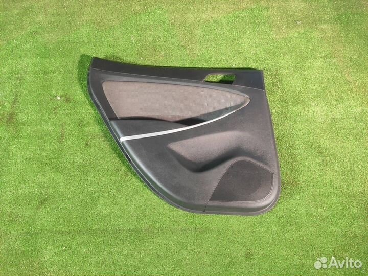 Обшивка двери задняя левая Hyundai Solaris седан