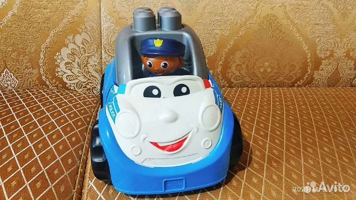 Полицейская машина