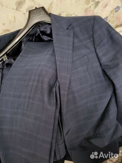 Классический костюм Henderson