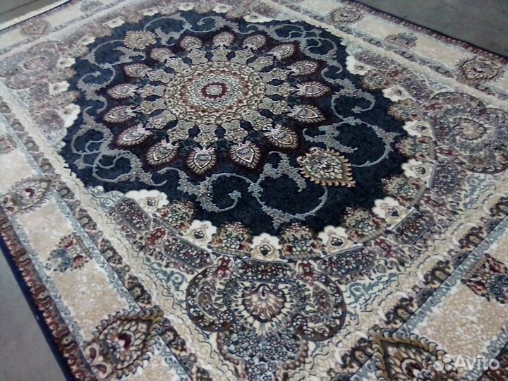 Ковер размером : 2.40х3.40 (№ 25790-33) новый