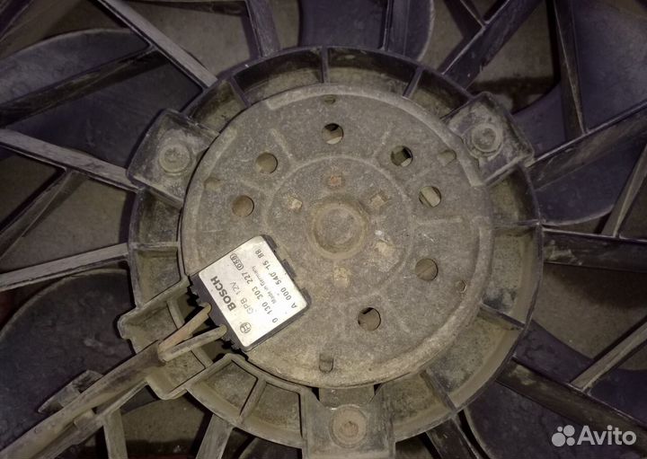 Диффузор радиатора сод Меrcedes Е 210