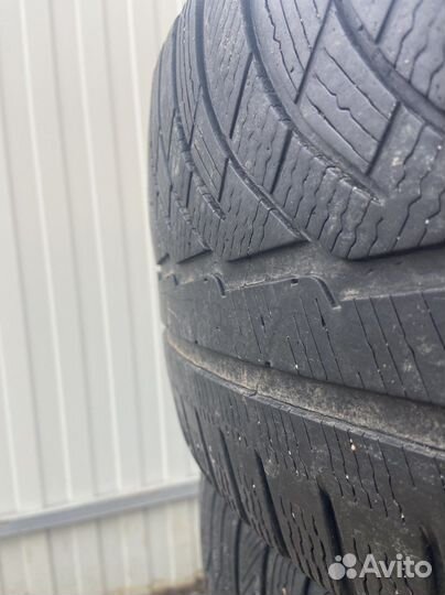 Michelin Pilot Alpin PA4 235/50 R18