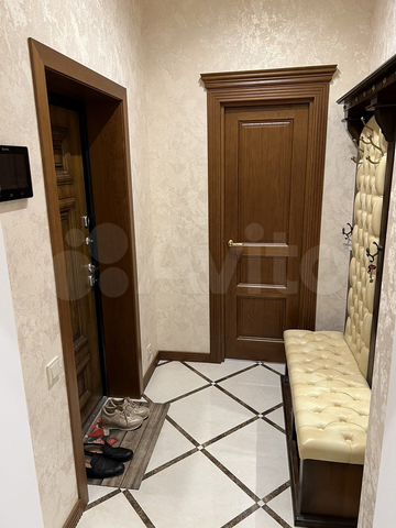 3-к. квартира, 127 м², 4/9 эт.