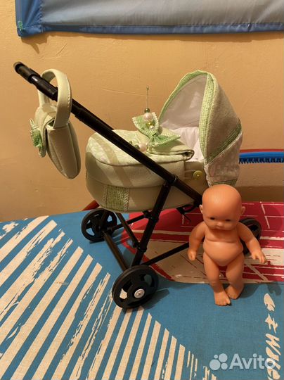 Коляска с пупсом