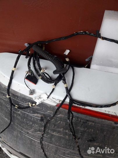 Замок багажника