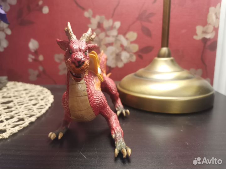 Огненный дракон фигурка фэнтези