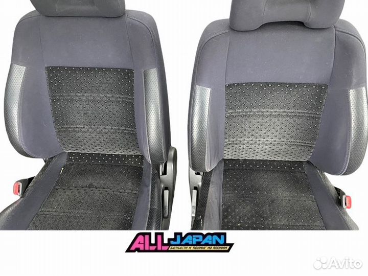 Сиденье переднее Subaru Forester SF5 EJ205 2000