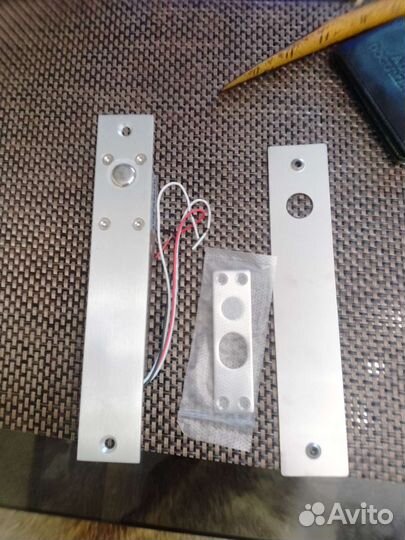 Солидной замок серии ST-DB100