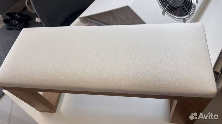 Подставка для рук маникюрная