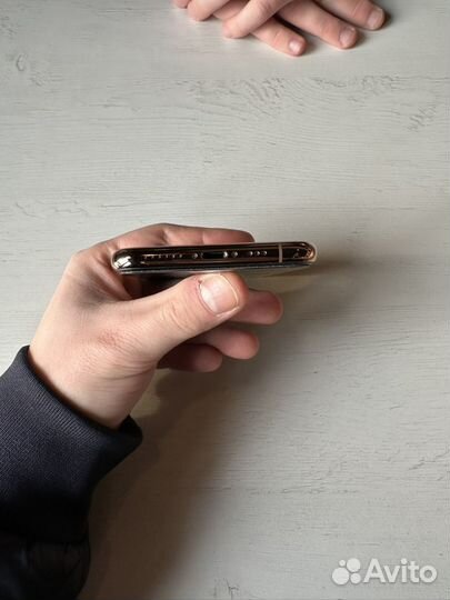 iPhone 11 Pro, 64 ГБ