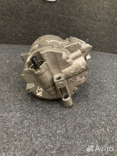 Компрессор кондиционера 1.8m271 Mercedes-Benz W204