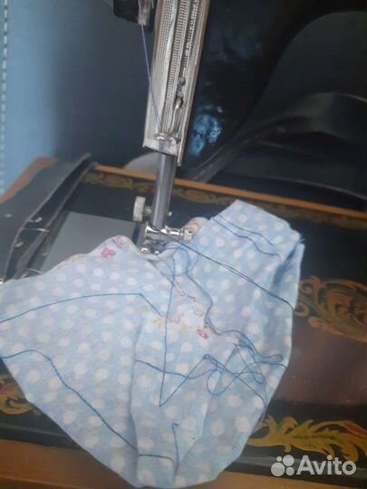 Машинка швейная ручная новая