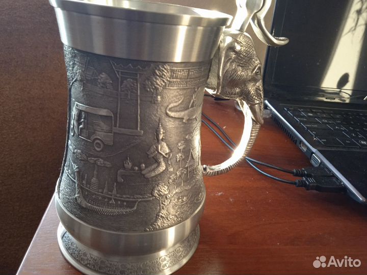 Мельхиоровая кружка с крышкой Тайланд