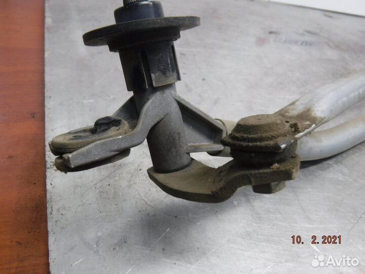 Трапеция стеклоочистителей Opel Meriva A14NET 2012