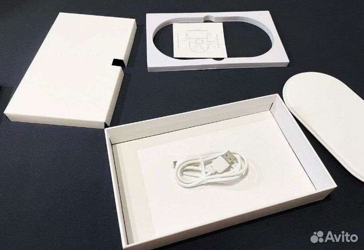 Беспроводная зарядка 3в1