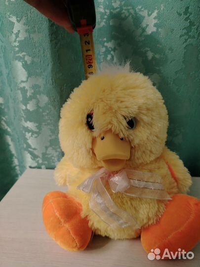 Мягкая игрушка уточка крякает