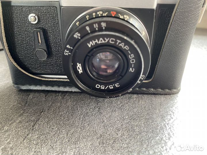 Плёночный фотоаппарат Зенит ет