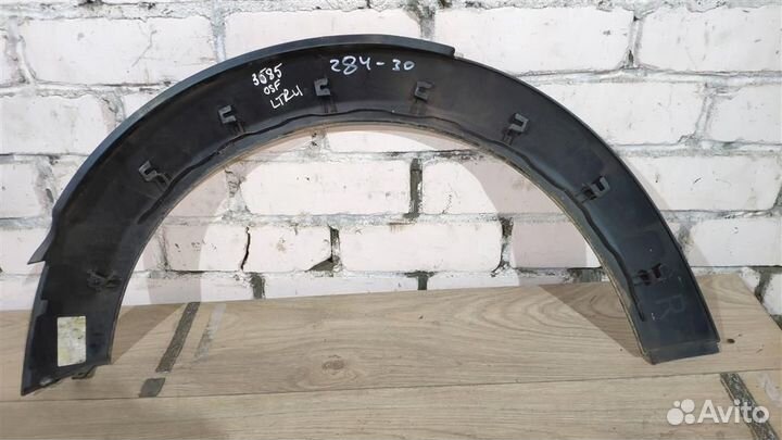 Накладка крыла переднего правого 14614610