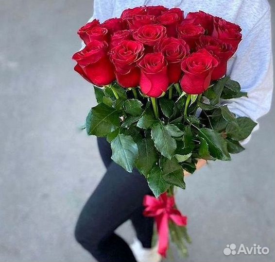 Букет роз 101 роза 51 роза