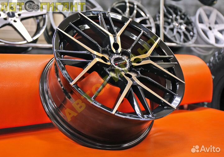 Диск литой RGW 05 R15*6.5 4*100/114,3 ET +35 цо 73,1мм (T347)