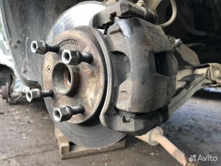 Шевроле Лачетти передние тормозные Суппорта