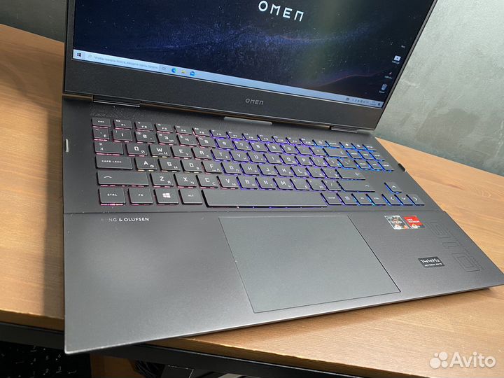 HP Omen 16,1