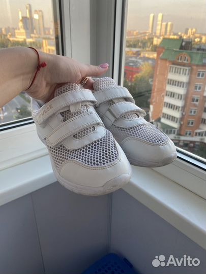 Кроссовки для девочки 33 размер