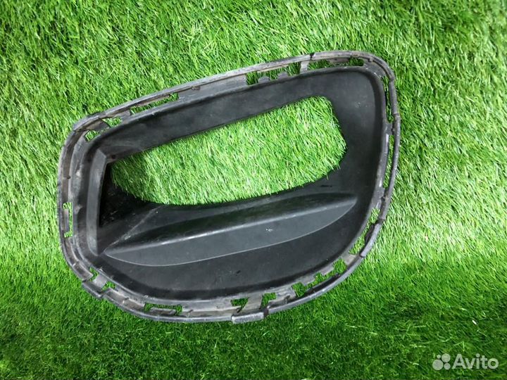 Воздуховод переднего бампера правый Mercedes W222