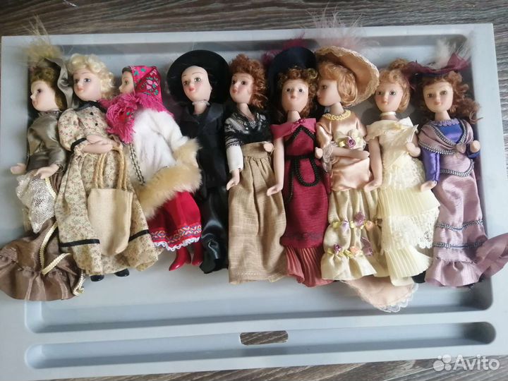 Кукла фарфоровая коллекционная