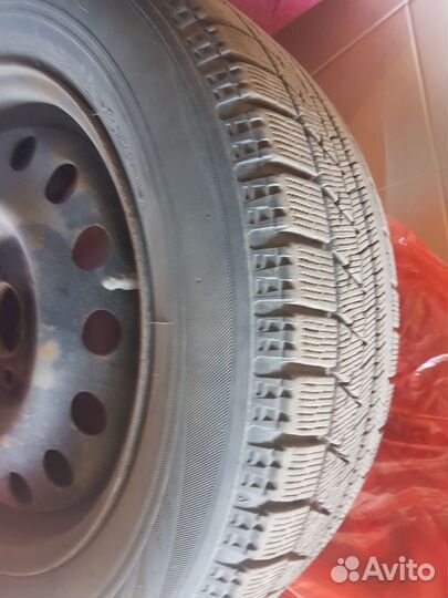 Bridgestone Blizzak VRX 205/60 R16