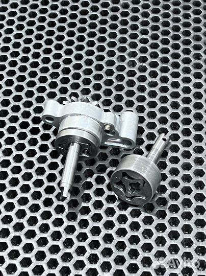 Маслонасос в сборе Suzuki RM-Z 250 2012