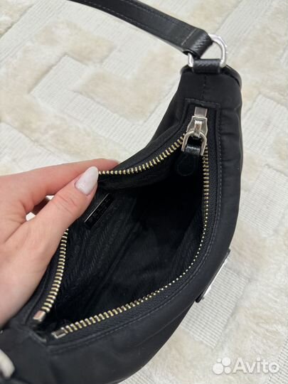 Сумка Prada Re-edition оригинал