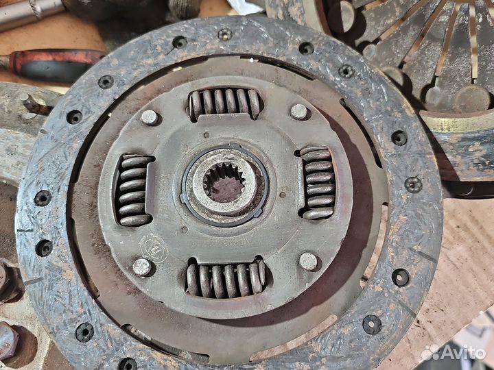 Сцепление к-т ford focus I 1.4-1.8 98-04