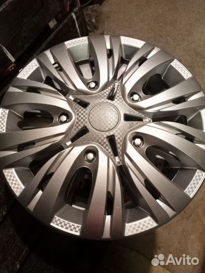 Колпаки на колеса r 15 LADA largus