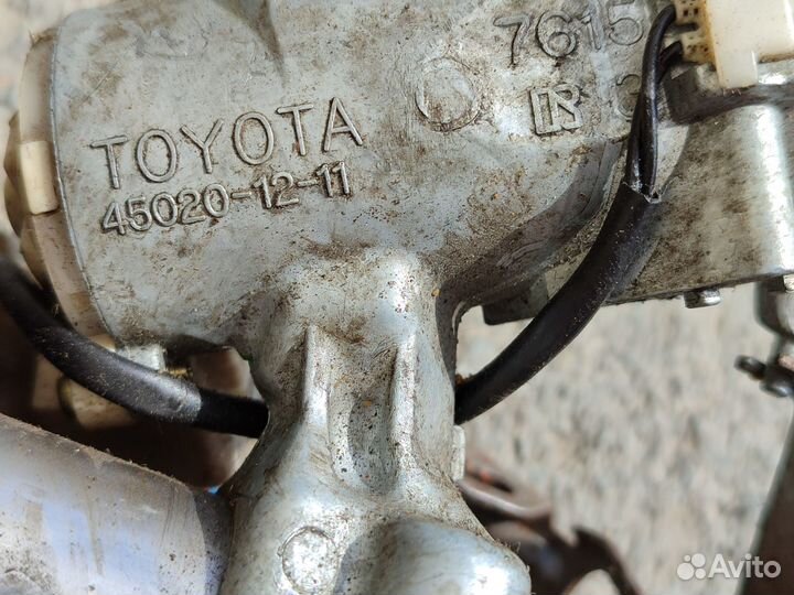 Рулевая колонка с замком Toyota Ipsum