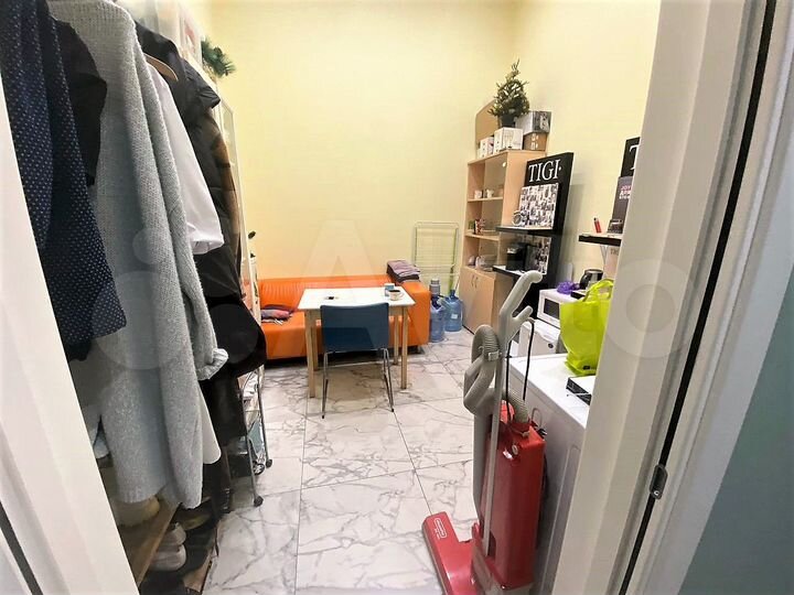 Помещение свободного назначения в ТЦ Взлет, 9.1 м²