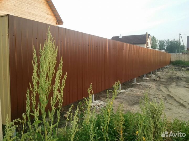 Заборы из профнастила