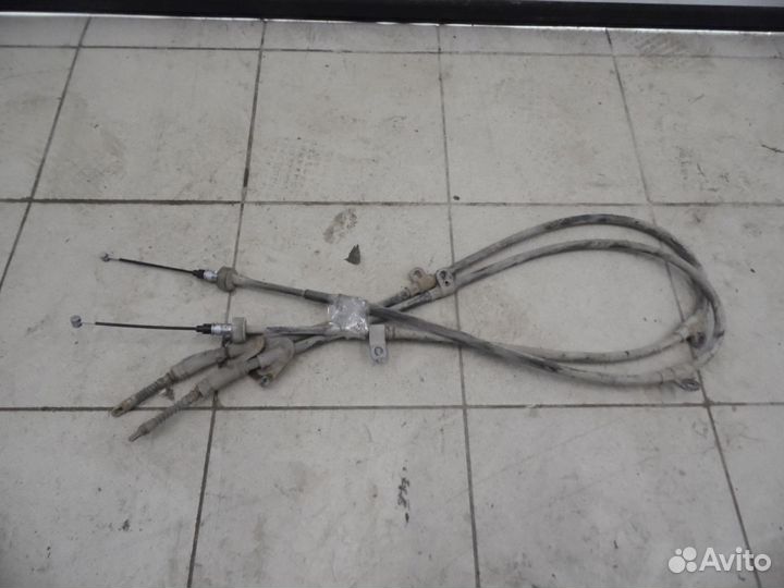Трос стояночного тормоза Hyundai ix35 2010-2015