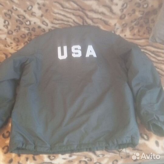 Продам весеннюю куртку