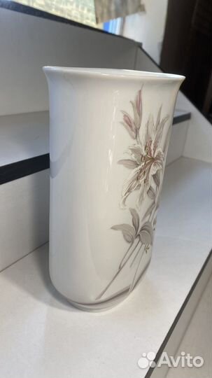 Фарфоровая ваза. Kaiser. Германия