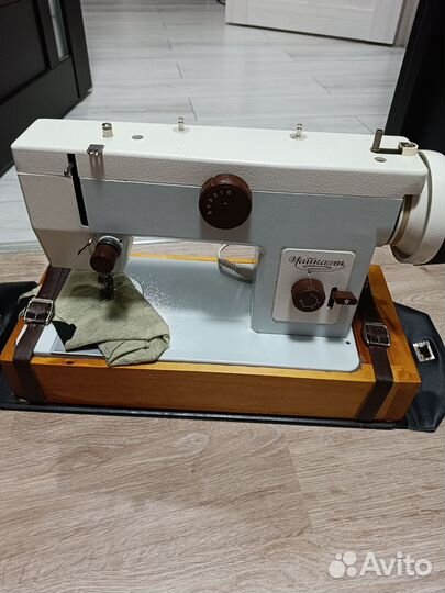 Швейная машина чайка 134