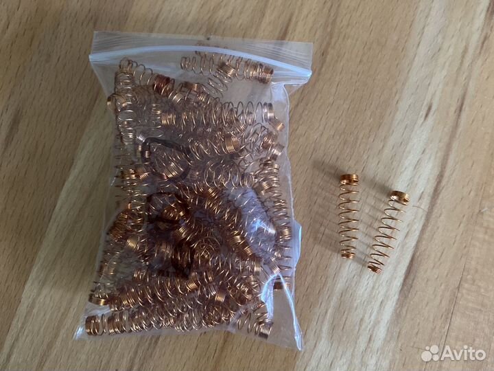 Пружины на Пианино (механика)