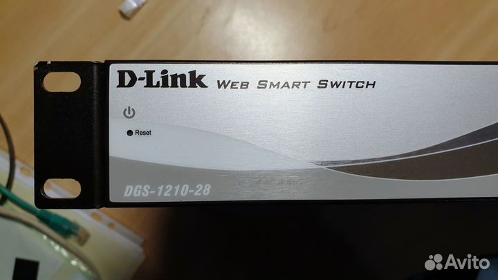 Коммутатор D-Link DGS-1210-28