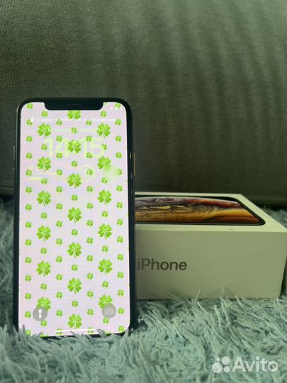 iPhone Xs, 64 ГБ