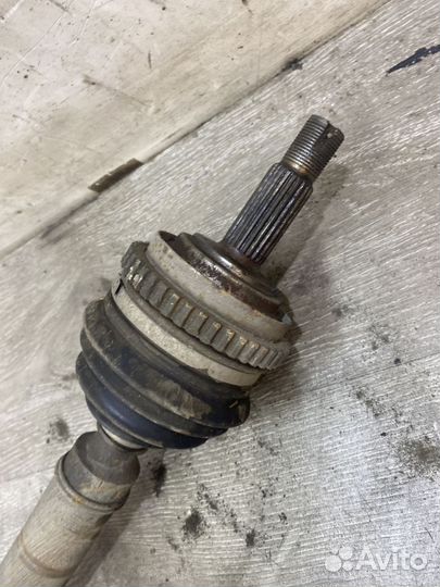 Привод передний правый ваз (LADA) Priora