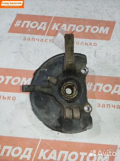 Кулак передний левый Mitsubishi Outlander 2 2009