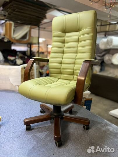 Компьютерное кресло