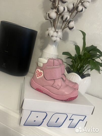 Ботинки демисезонные для девочки 22 размер